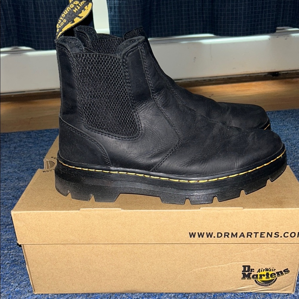 Dr. Martens Embury Chelsea Black Leather Boots - Picture 3 of 9
